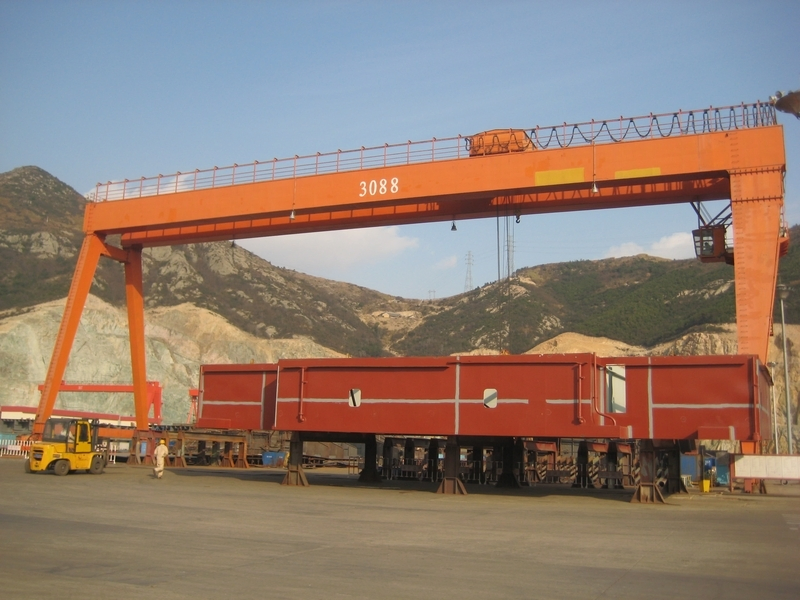 China Manufacturers Customizable 300 250 200 150 Tons Weight Heavy Duty Drawing Double Girder Gantry Crane