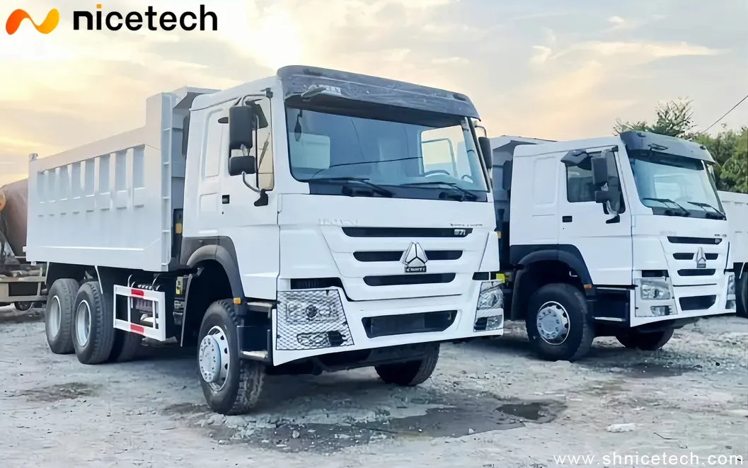 HOWO Dump Truck View 5