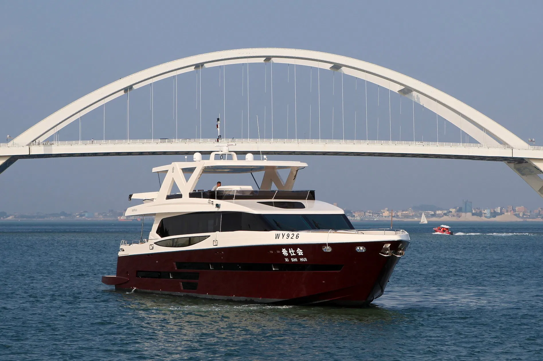 95FT Luxury Motor Yacht