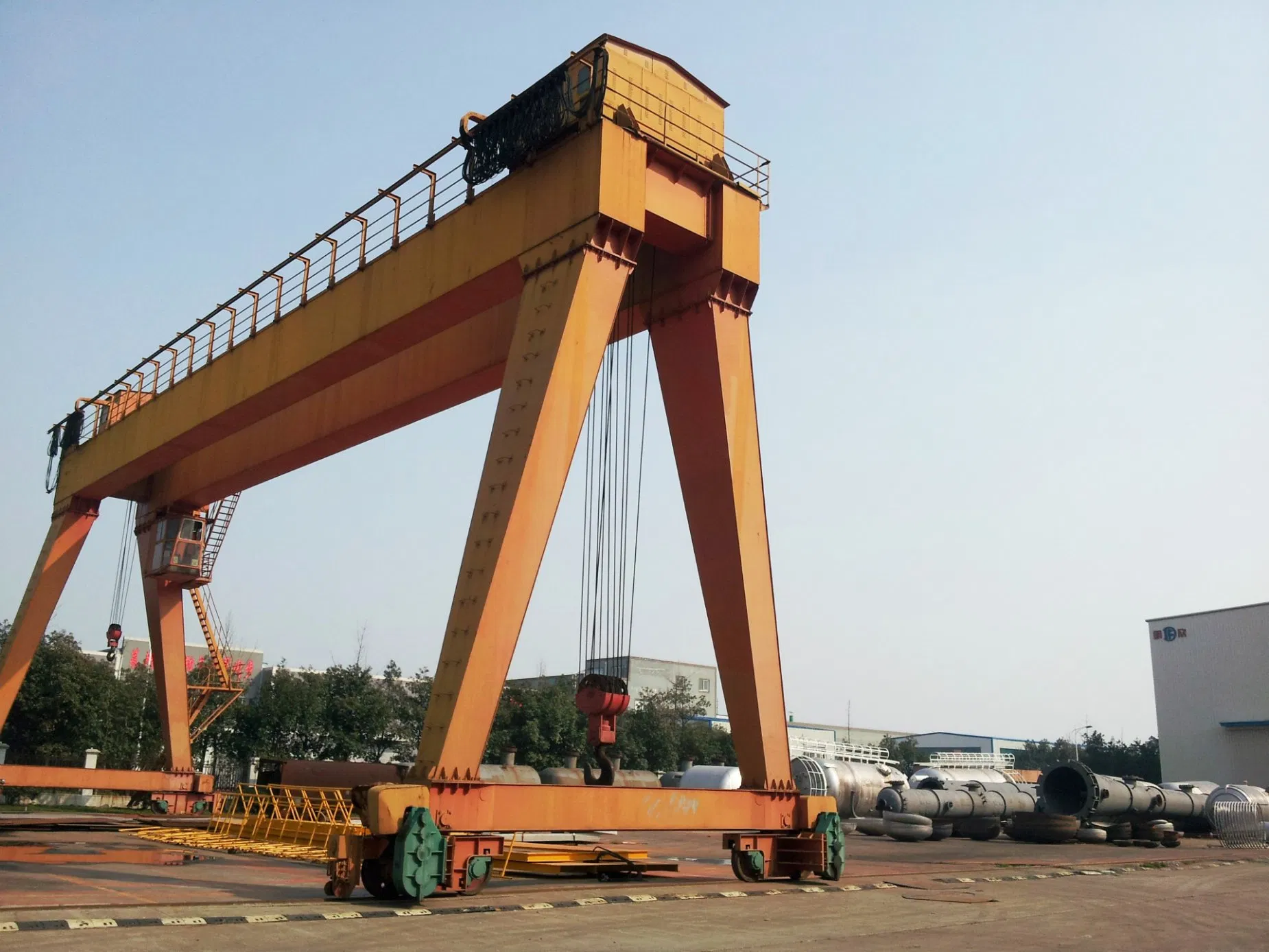 Heavy Duty Double Girder Gantry Crane for 30t to 70t Lifting
