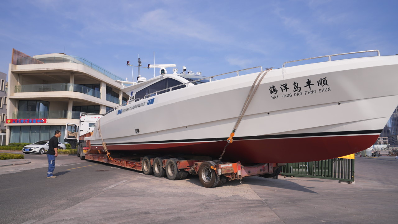 Luxury 17m Aluminum Business Yacht with Spacious Cabin2.