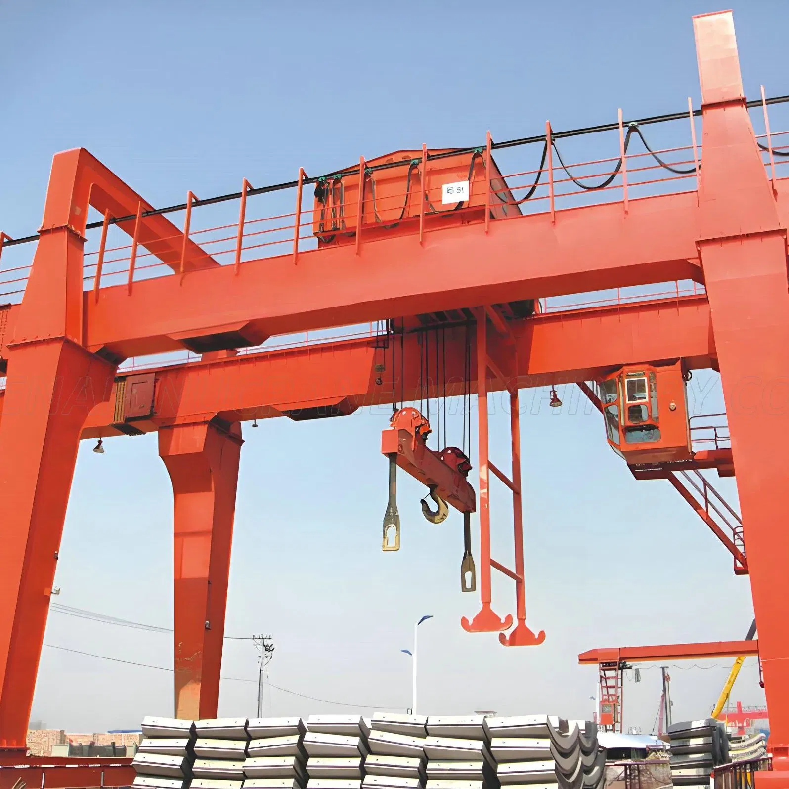 China Manufacturers Customizable 300 250 200 150 Tons Weight Heavy Duty Drawing Double Girder Gantry Crane