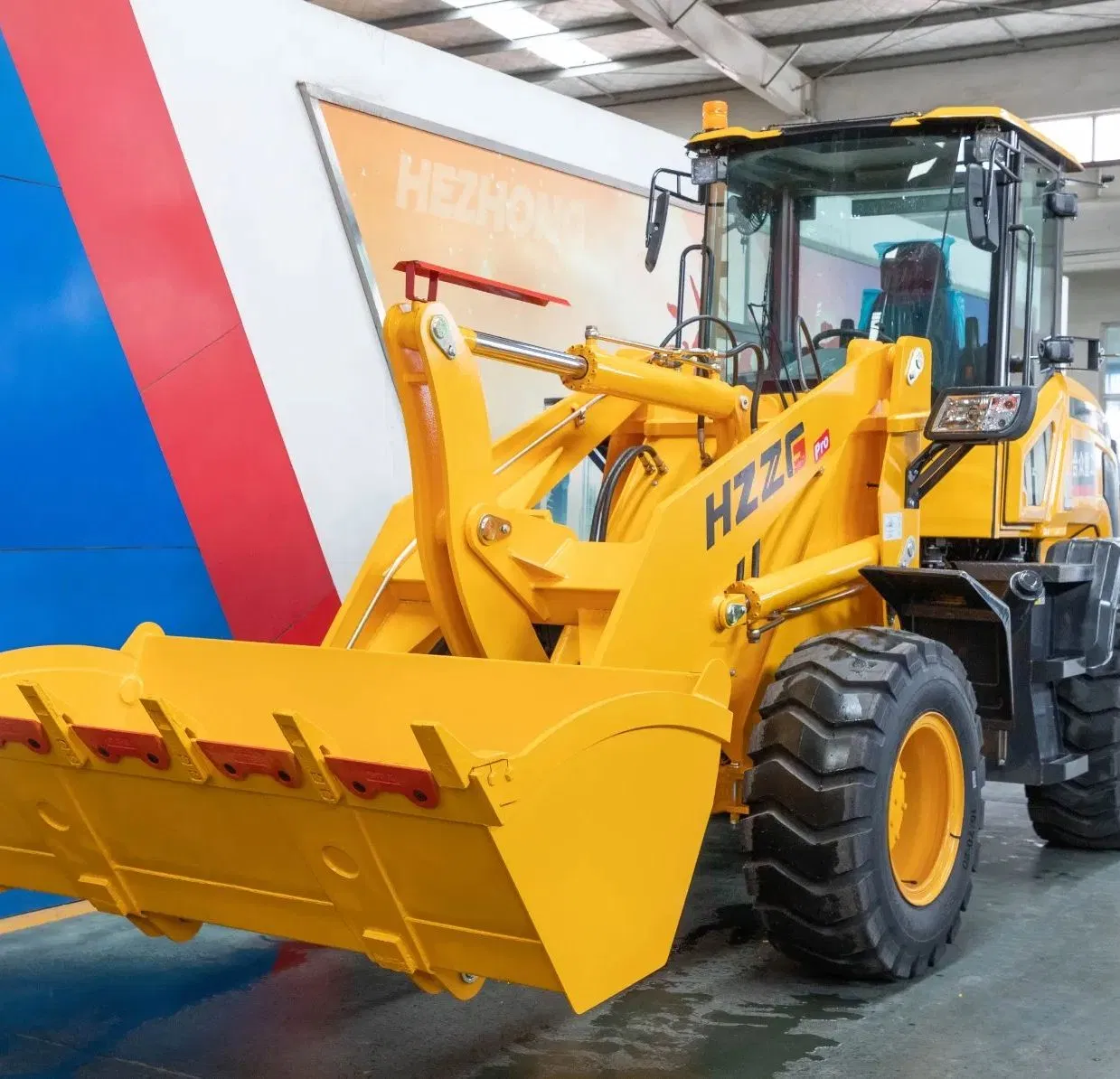 Factory Price 2 Ton Wheel Loader CE Certified Heavy Duty Construction Machinery for Farming/Construction/Forklift Work Fast Delivery