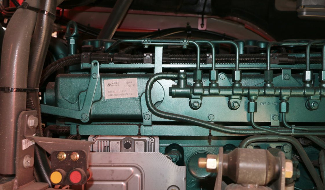 Heavy Duty HOWO 380 HP 6×4 12 Wheel Tipper Truck 40 Cubic Dump Truck Cheap for Sale in Ghana Accra