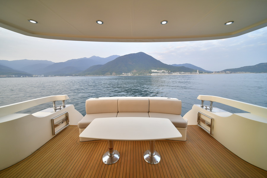Bestyear Lina 52FT Luxury Yacht for Pleasure