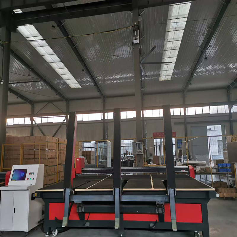 Hot Selling Manual Glass Loading Cutting Table with Breaking Bar Float