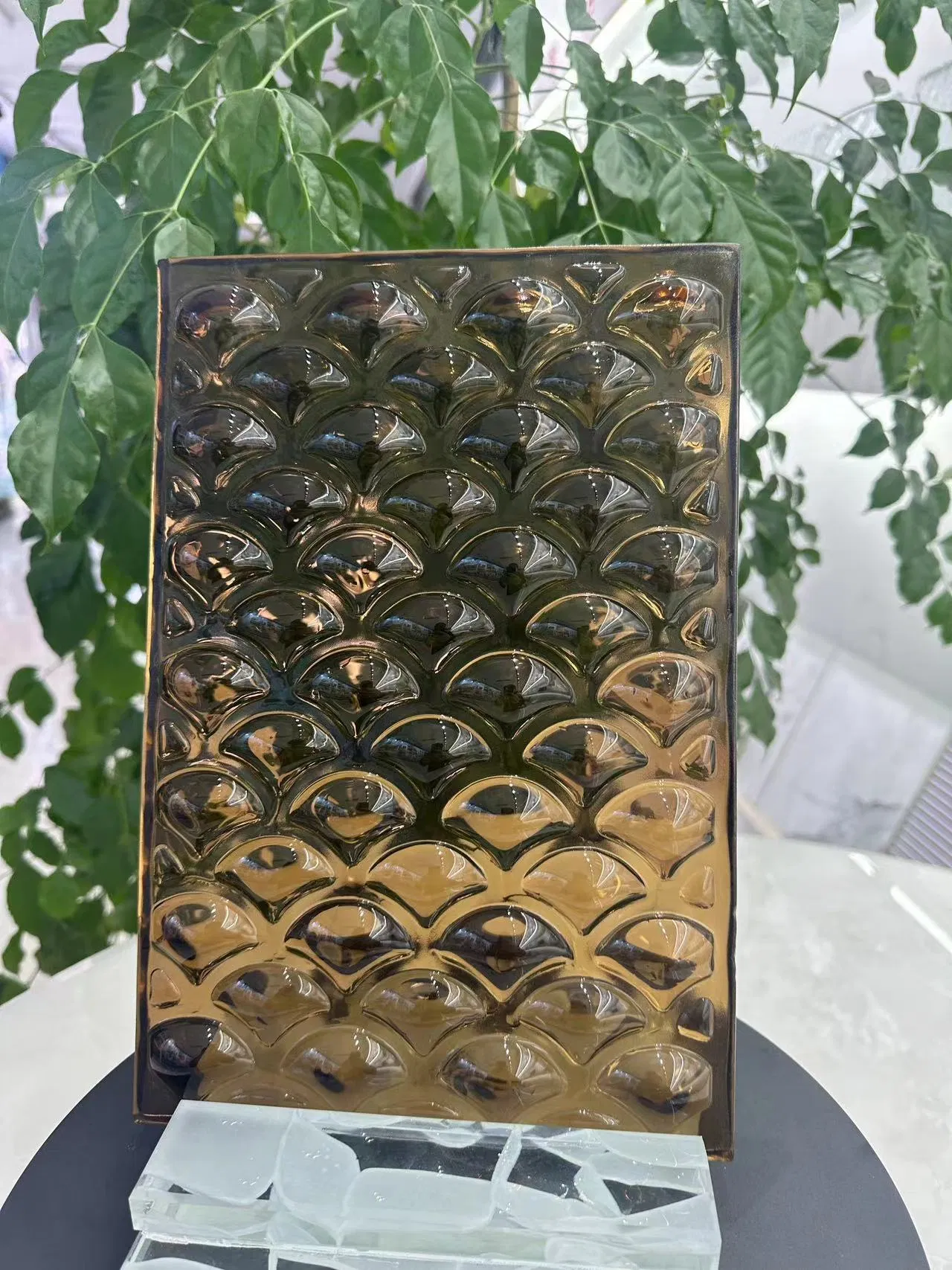 3-19mm Unique Designed Architectural Clear Textured Hot Melt Casting Fusing Decorative Tempered Cast Glass Panel