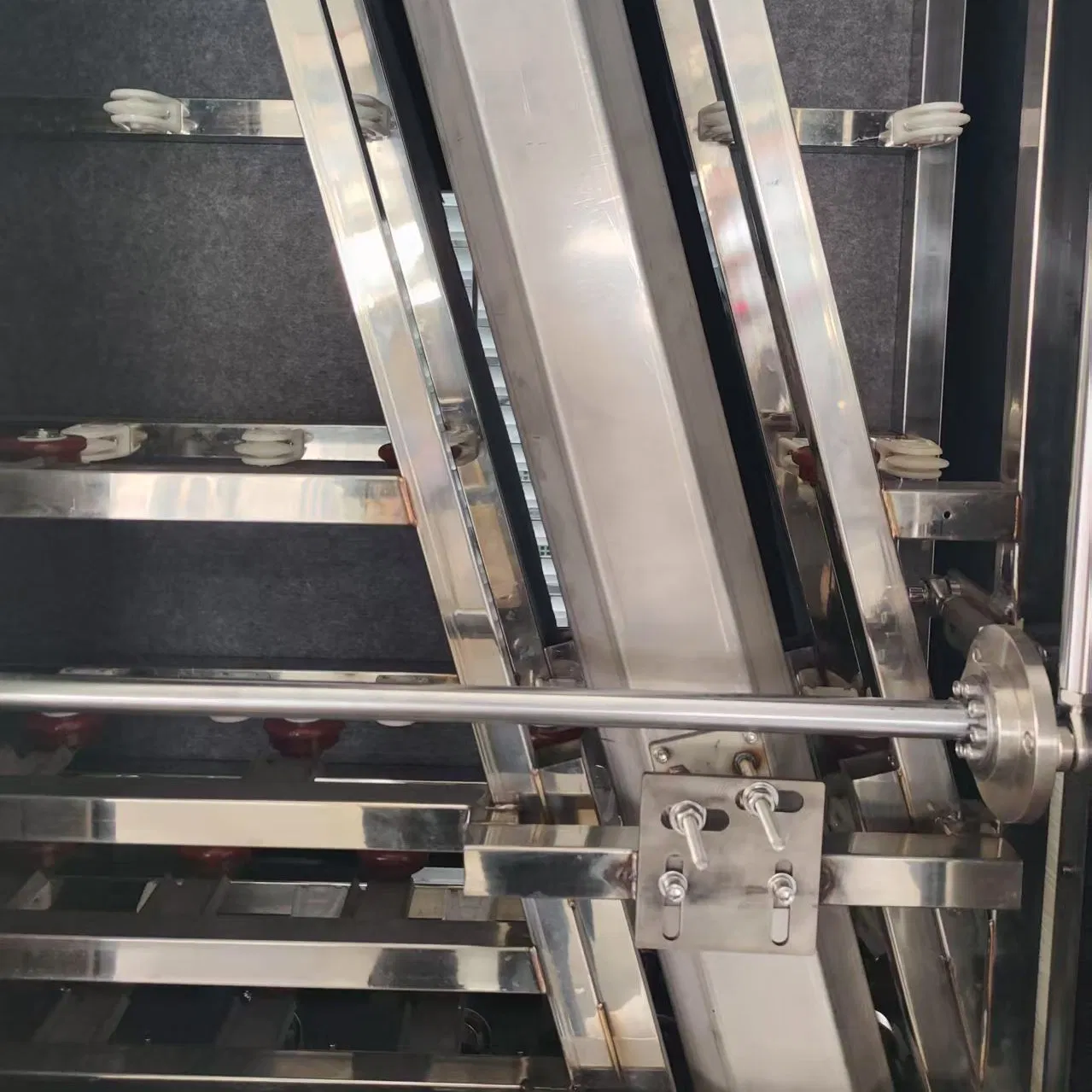 Intelligent Integrated Flat Pressing Machine for Automatic Insulating Glass Manufacturing