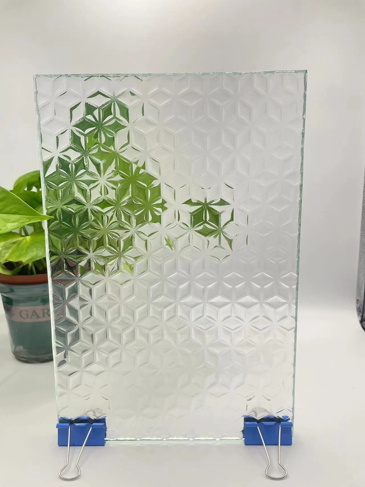 Different Sizes and Thicknesses Customized Hot Melt Cast Tempered Glass Art Decorative Fusing Glass