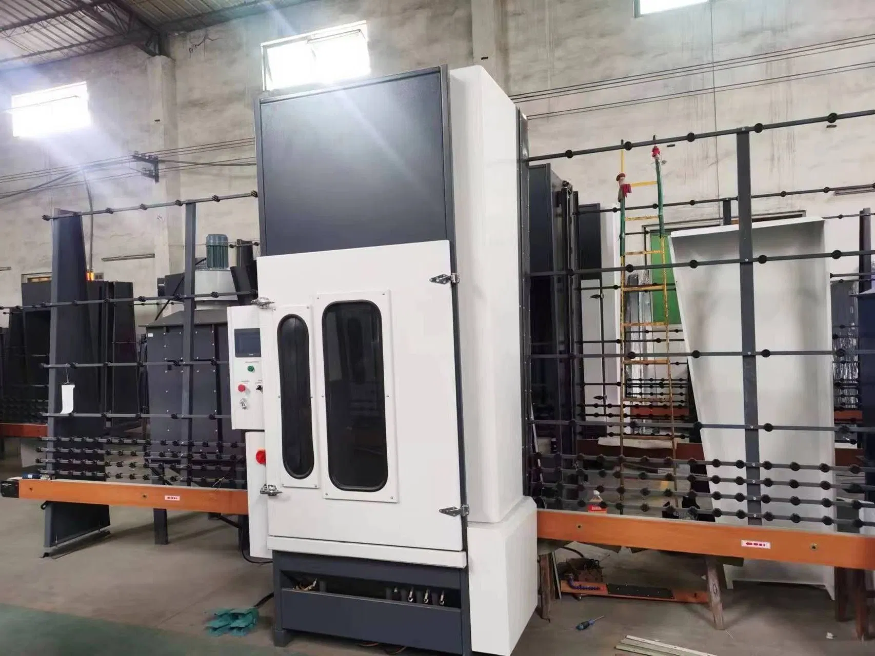 Vertical Glass Sand Coating Machine Flat Glass Sandblasting Machine