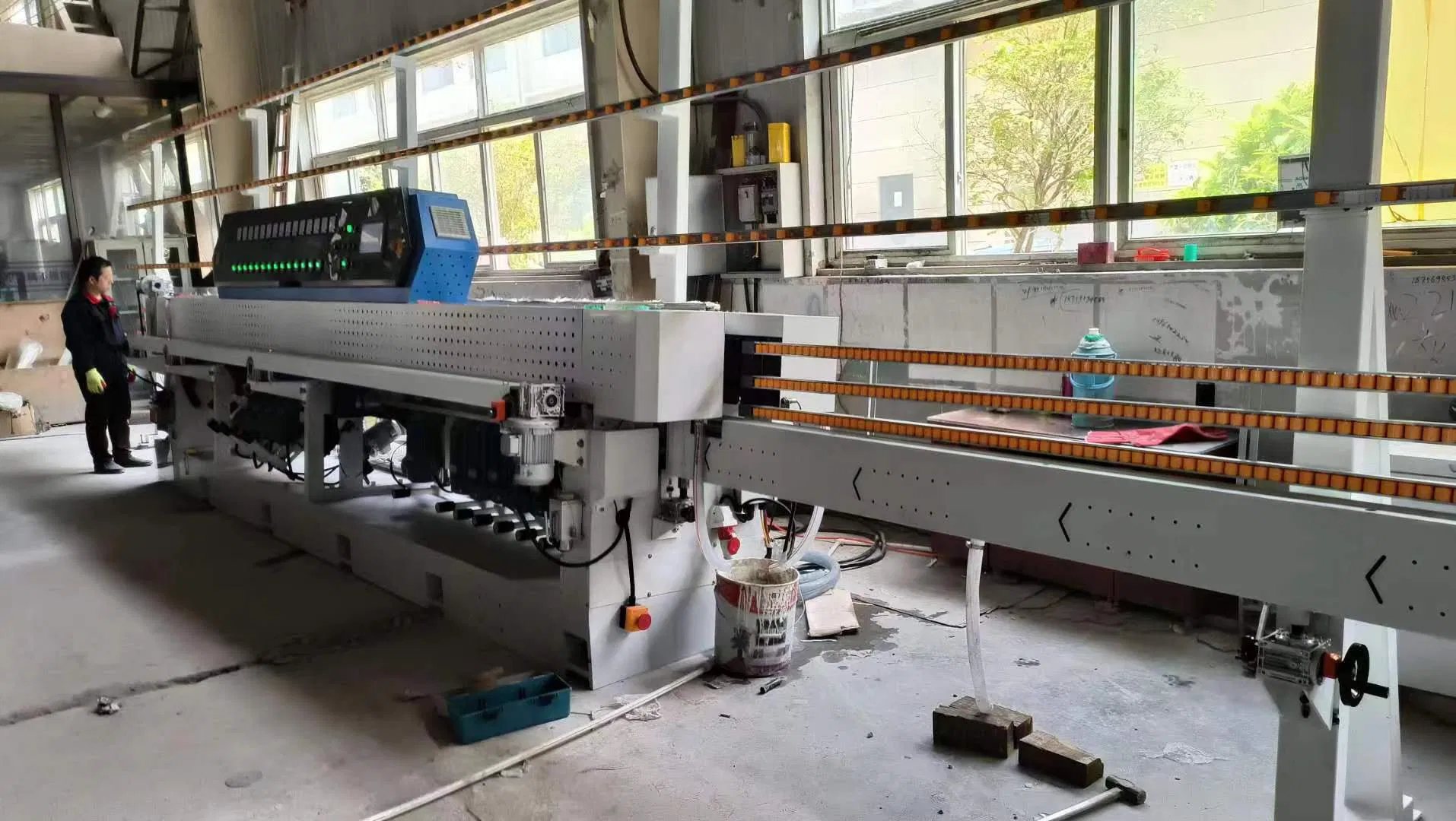 9 Spindles Motors Automatic Flat Glass Straight Line Glass Edging Machine Manufacturer