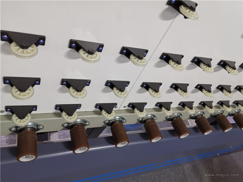 Vertical Automatic Insulating Glass Gas Filling Inside Flat Press Production Line