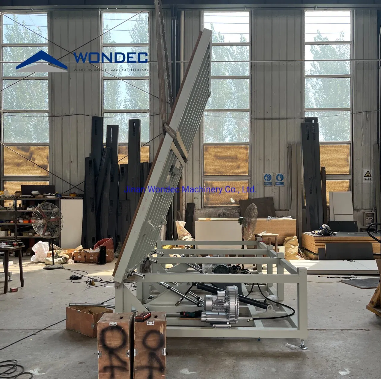 Top Quality Air Float Moving Float Glass Shaped Glass Tilting Cutting Breaking Rotating Fliptable