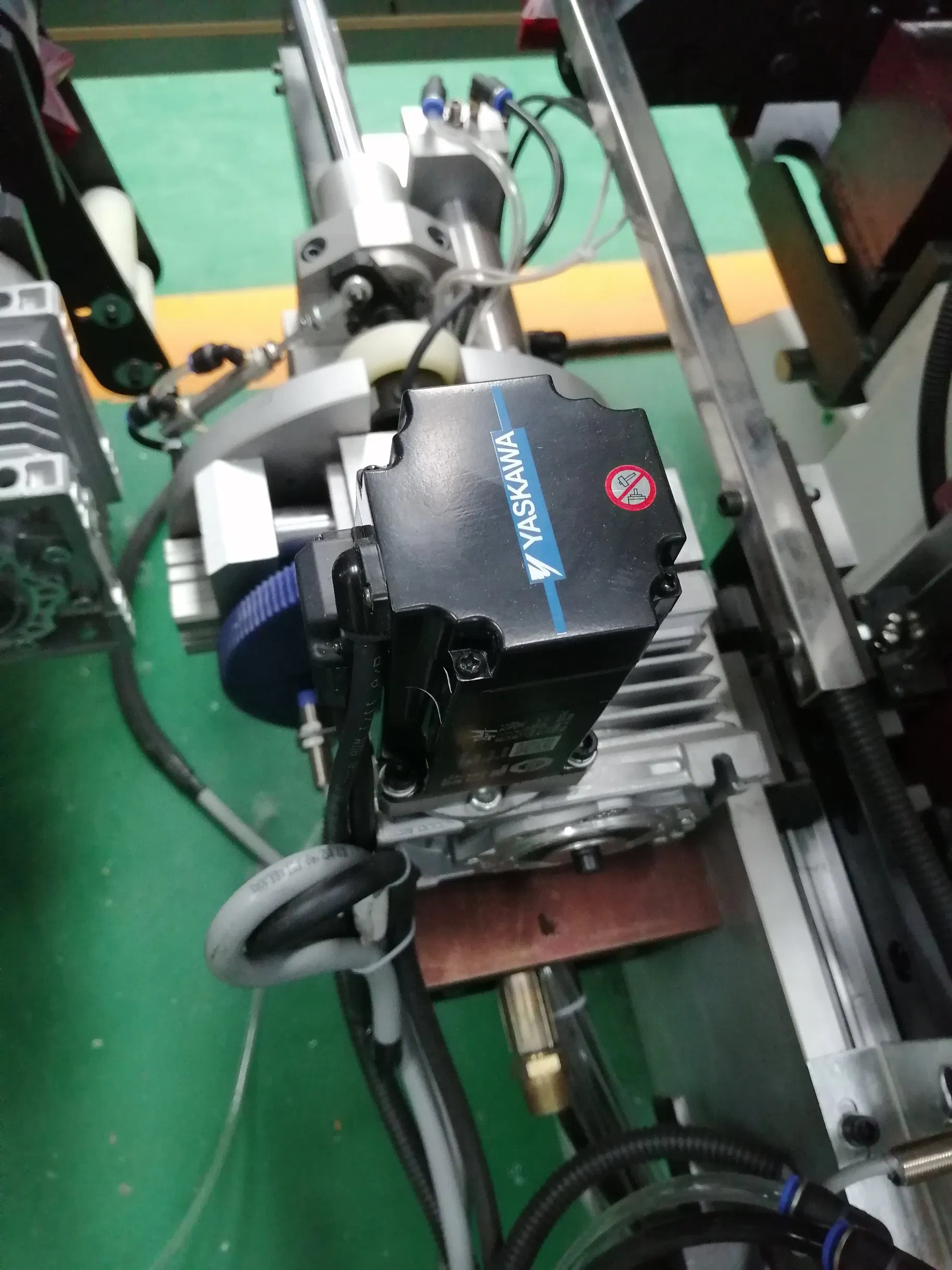 Intelligent Automatic Double Glazing Glass Sealing Robot Machine