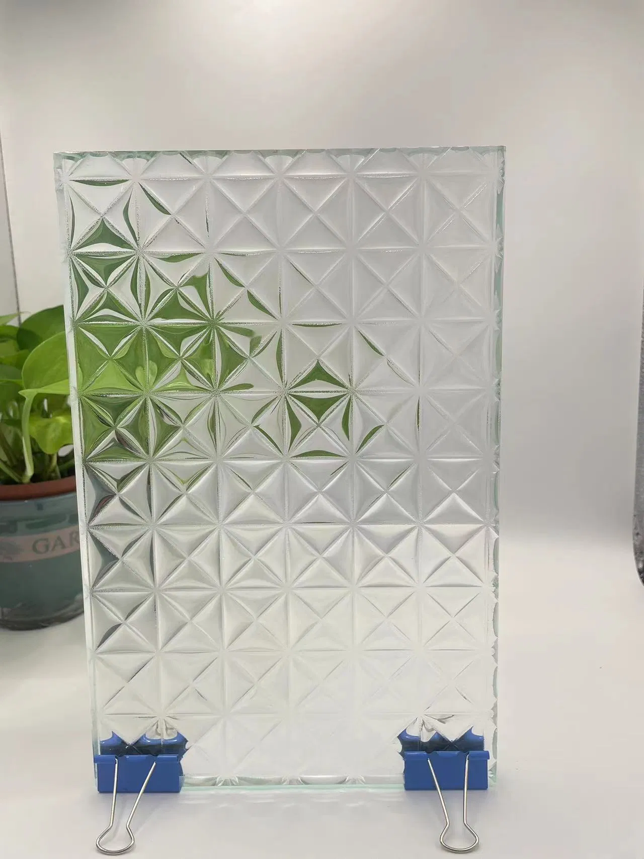 Different Sizes and Thicknesses Customized Hot Melt Cast Tempered Glass Art Decorative Fusing Glass