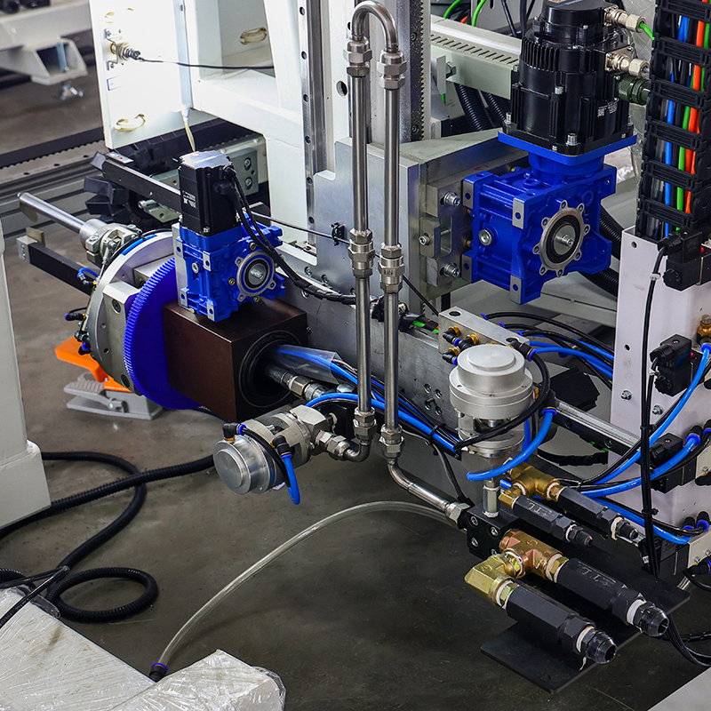 Fully Automatic Insulating Glass Sealing Robot - Reduces Labor Costs, Improves Production Efficiency