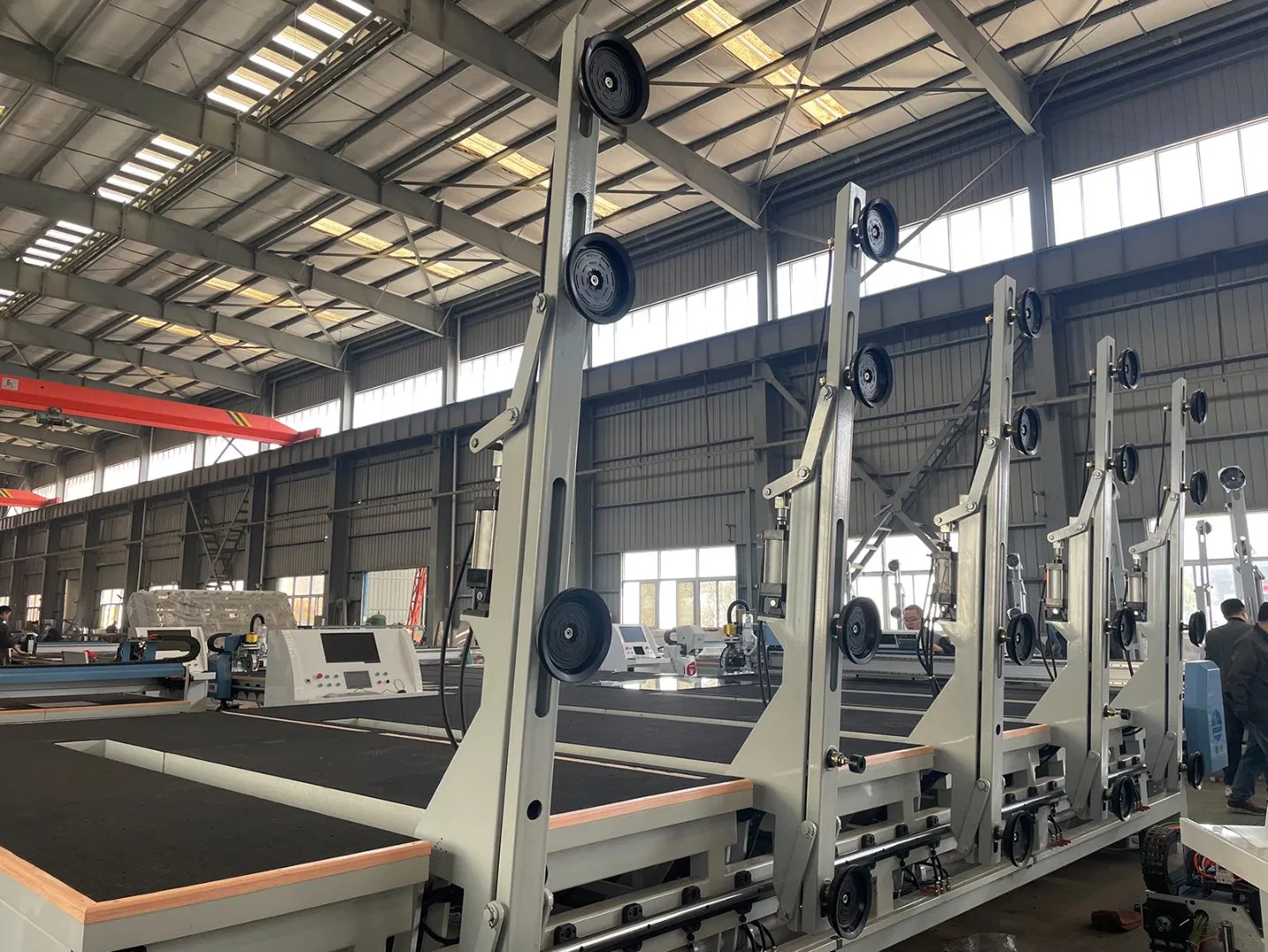 High-Speed Glass Cutting Lines in Automotive Glass Production