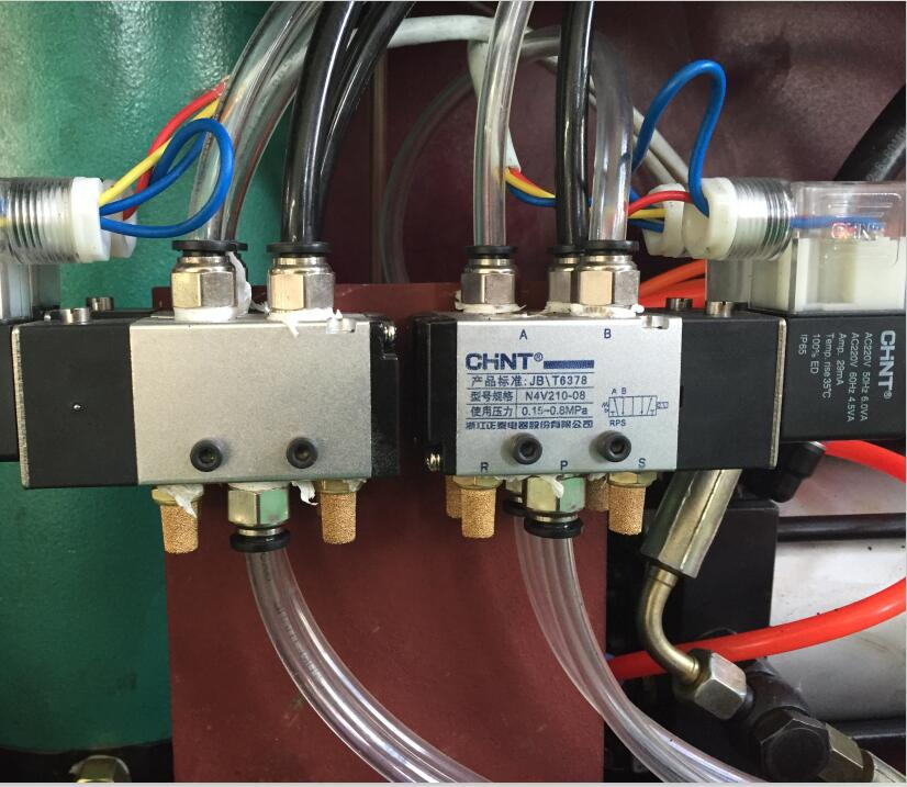 Hot Melt Butyl Extruder Machine/ Automatic Insulating Glass Butyl Extruder