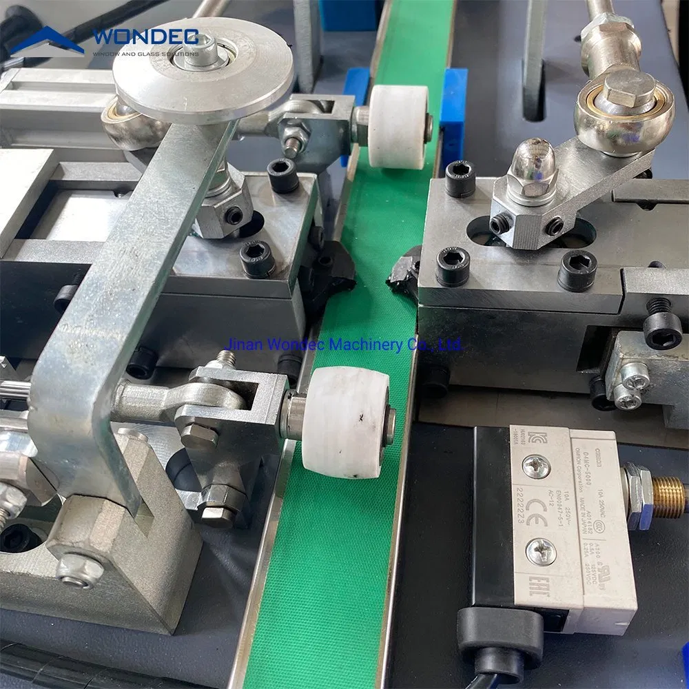 Automatic Insulating Glass Butyl Extruder Machine Hot Melt Butyl Sealing Coating Machine