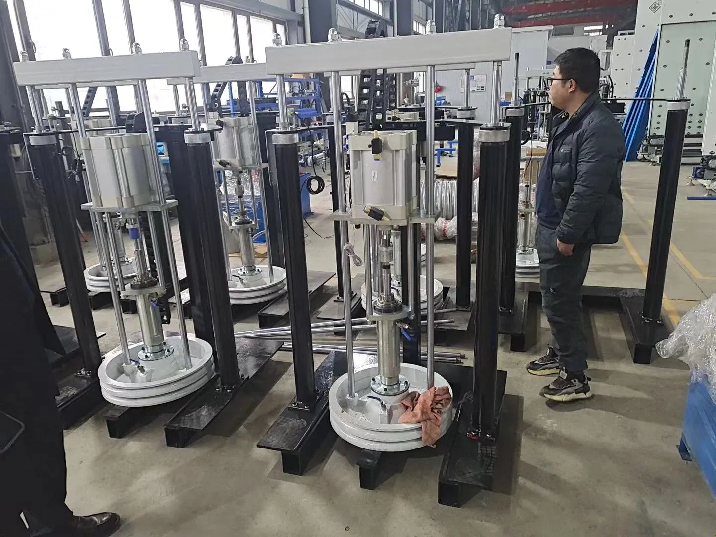 Sealing Robot for Insulating Glass Different Shape Processing