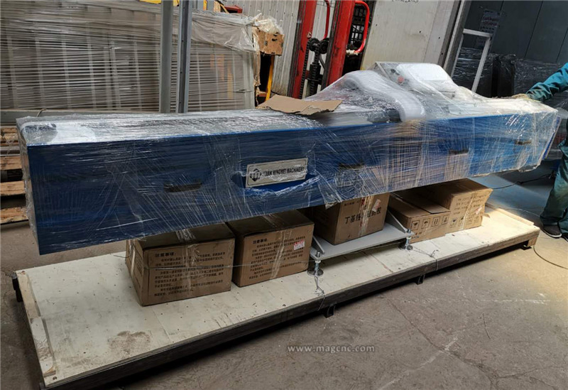 Djt05 CNC Coating Machinery Automatic Butyl Extruder Machine