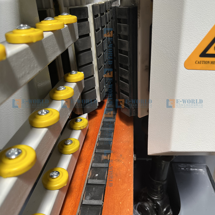 PLC Control Glass Processing Machinery 9 Motor 45 Angle Glass Edging Machine