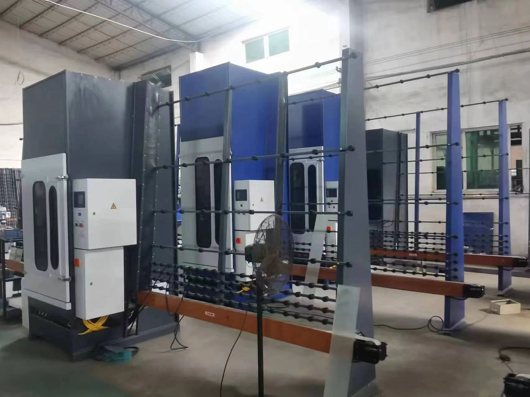 Vertical Glass Sand Coating Machine Flat Glass Sandblasting Machine
