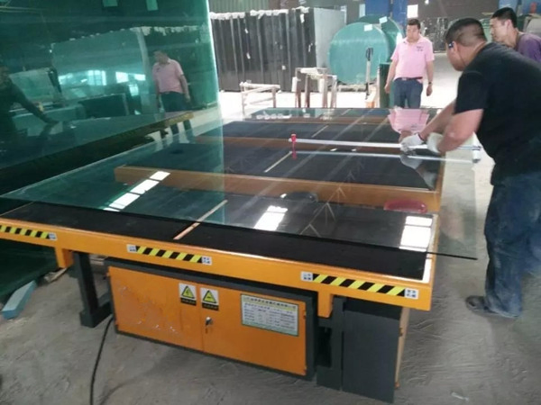 Automatic Portable CNC Glass Processing Glass Uploading Machine