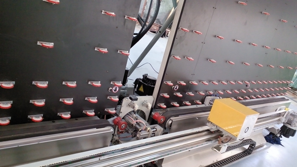 Vertical Insulating Glass Silicone Sealant Sealing Robot