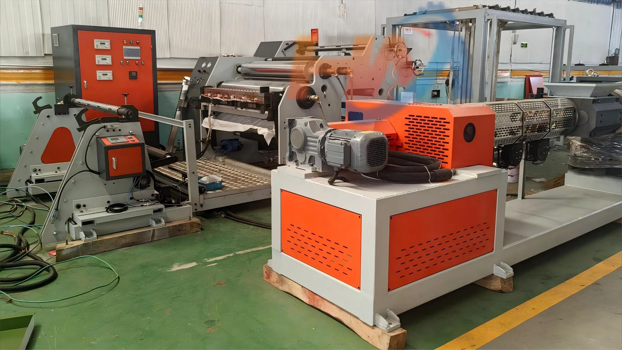Full-Automatic Butyl Rubber Adhesive Coating Machine with Extruder for Aluminium Foil Tape