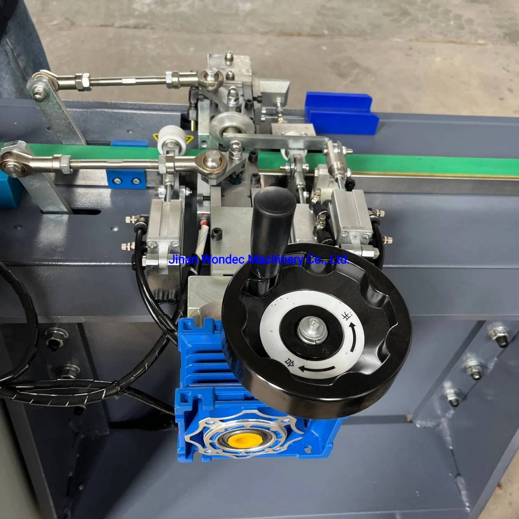 Hot Melt Insulating Glass Primary Sealing Sealant Butyl Adhesive Machine Automatic Butyl Extruder