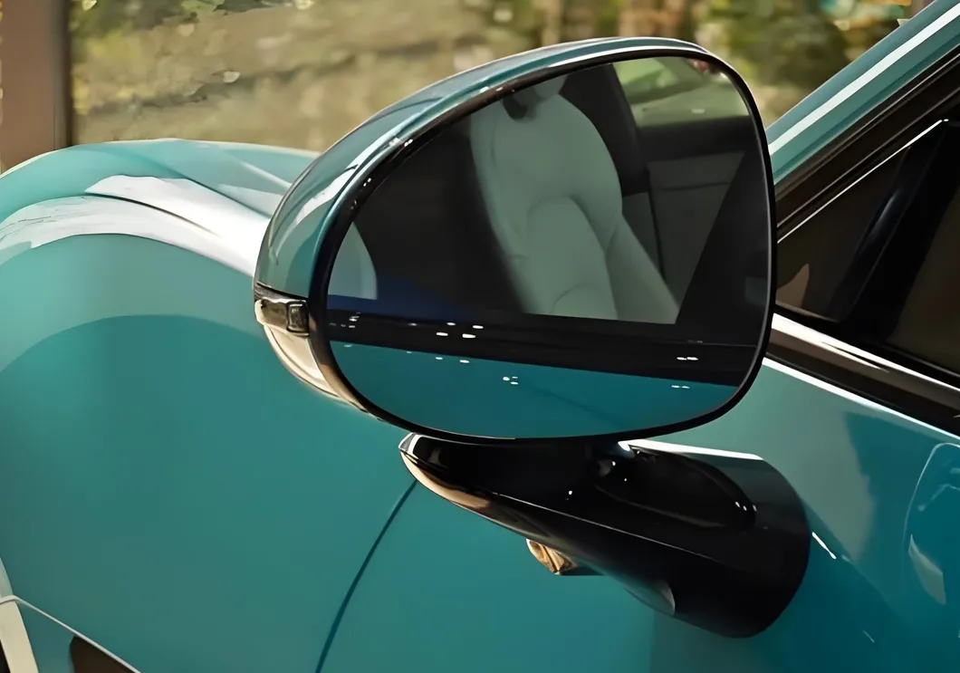 Rearview mirror glass cutting
