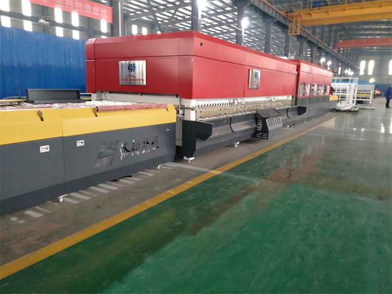 Glass Tempering Furnace Machinery Production Line Which Could Temper Flat and Curved Tempered Glass
