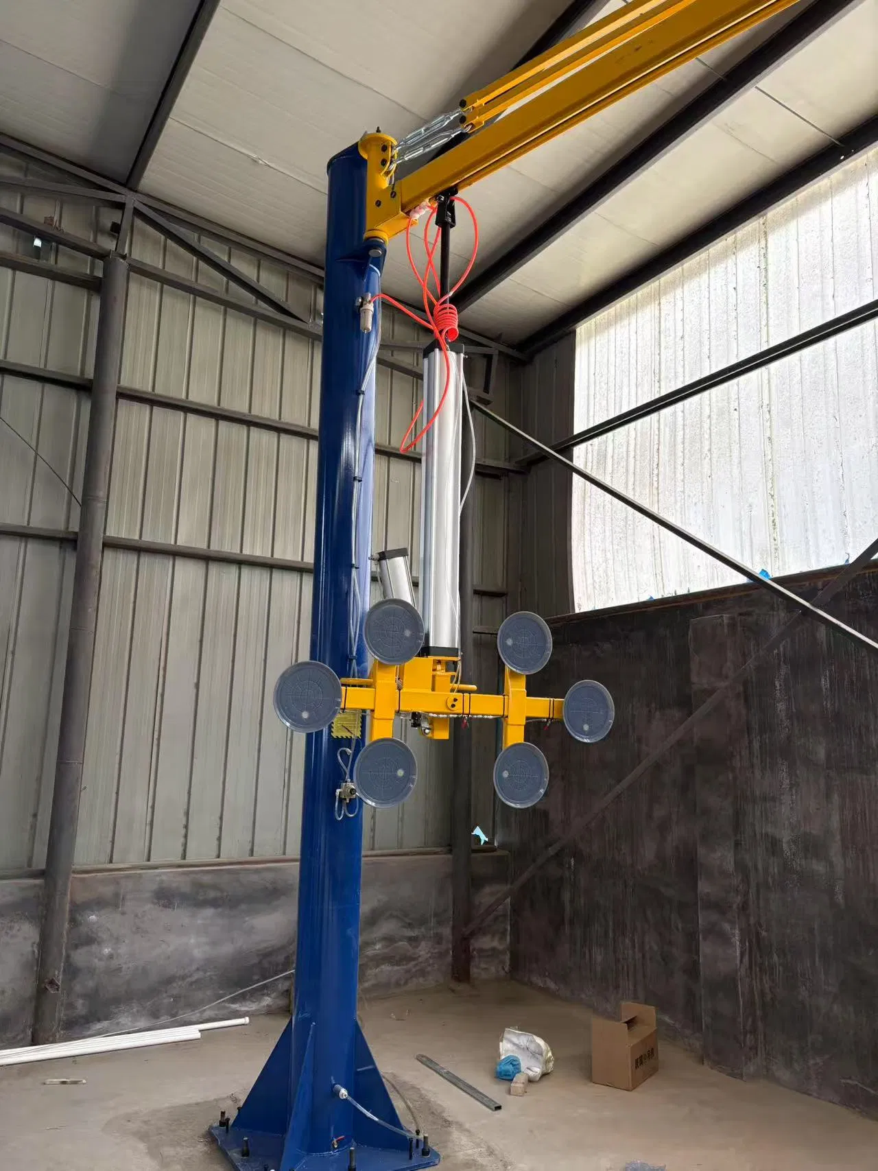 Glass Unloading Equipment: Safe &amp; Efficient Handling for Large-Size Architectural Glass