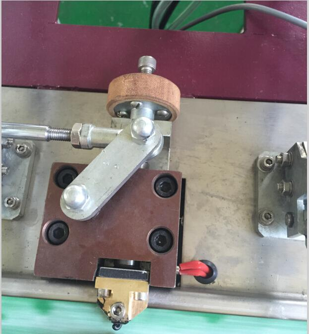 Double Glazing Butyl Sealant Spreading Insulating Glass Processing Butyl Extruder Machine