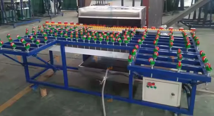 Glass Edging Feature 3