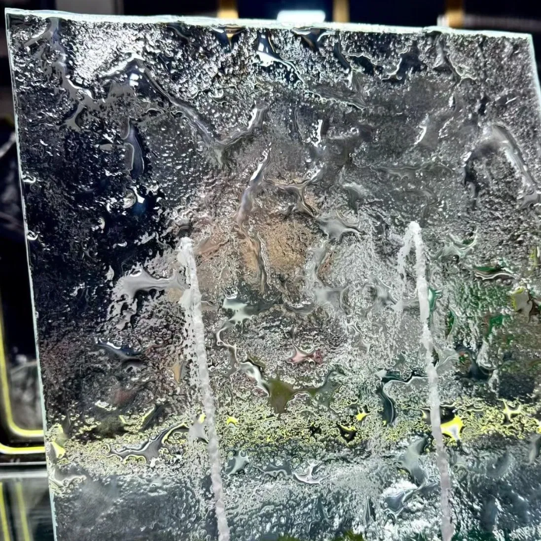 Customized Hot Melt Cast Tempered Glass Art Decorative Fusing Glass with Different Sizes