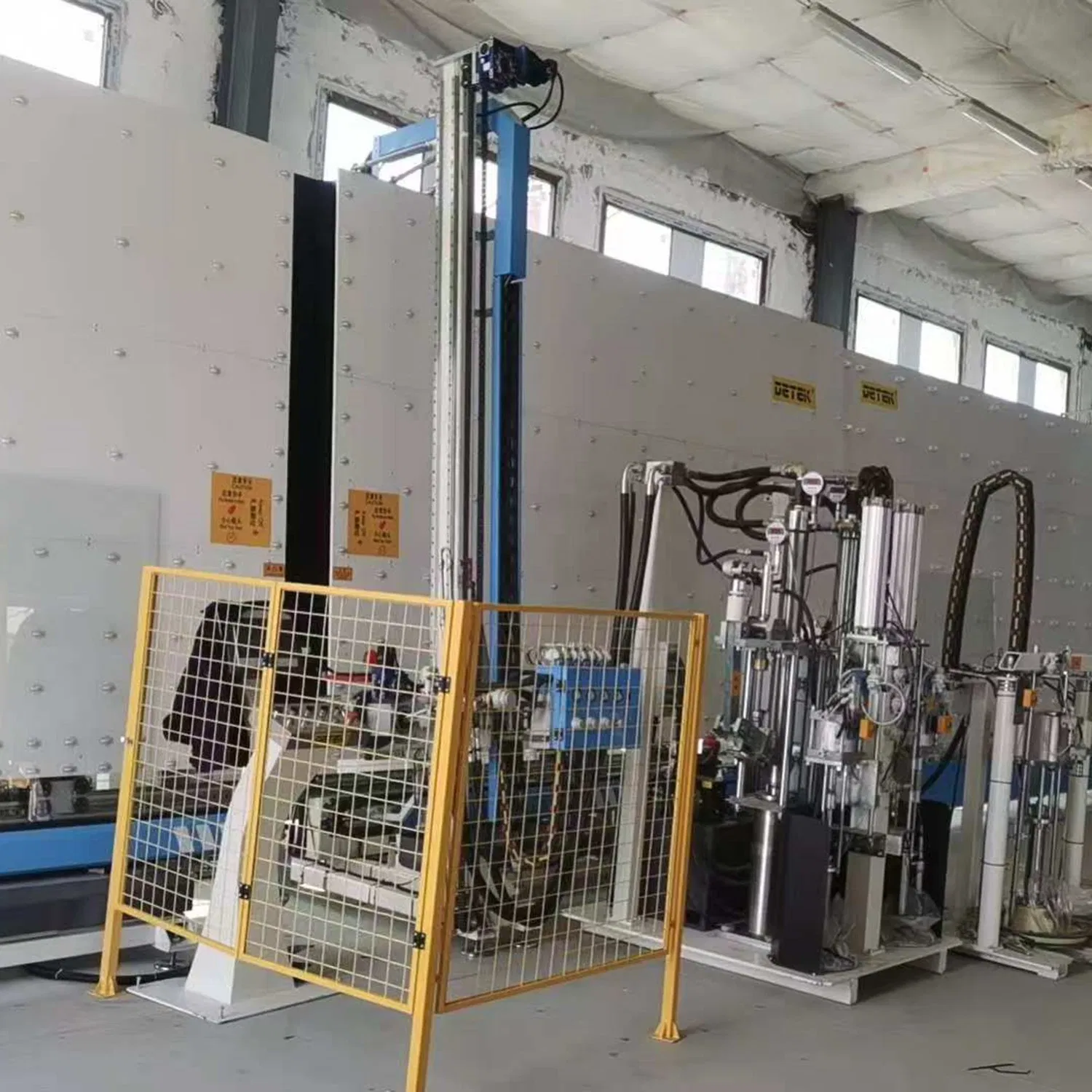 Insulating Glass Automatic Sealing Robot with Corner Cleaning Function