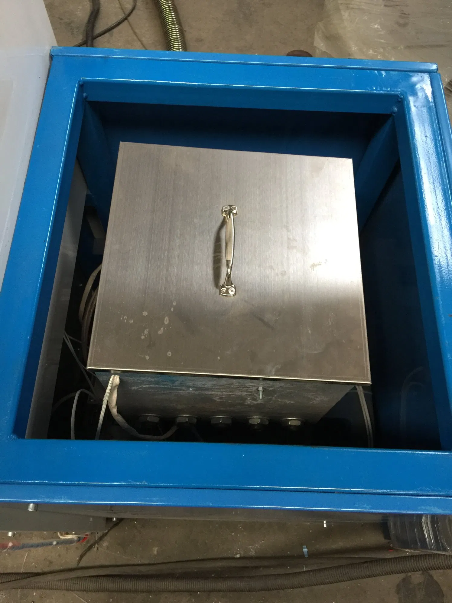 Semi Automatic Insulating Glass Process Hot Melt Glue Sealant Spreading Coating Machine