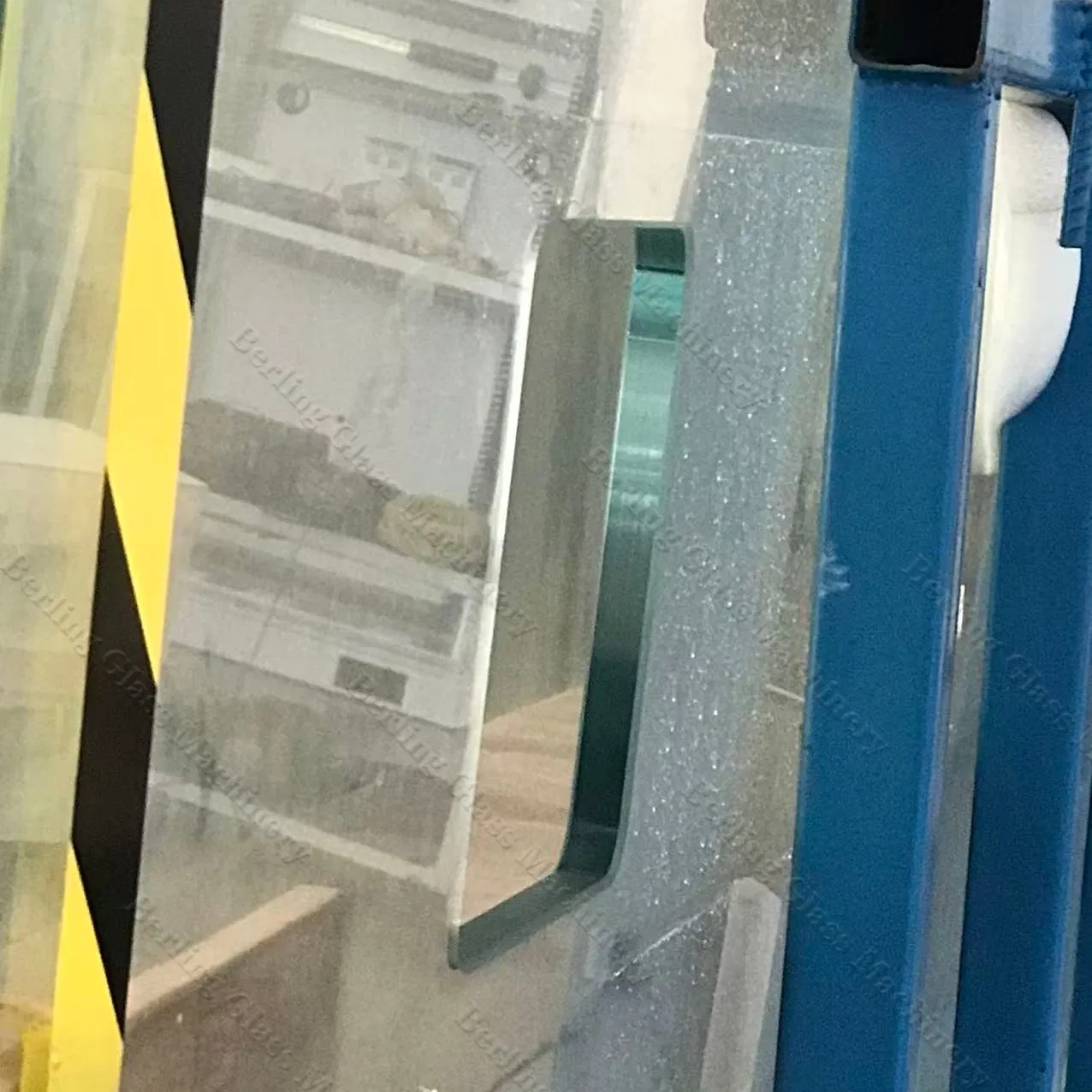 Energy-Saving Vertical Glass Insulating Machine for Igu Production