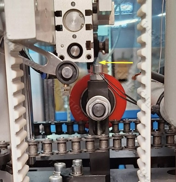 Vertical Automatic Film Covering Machine for Insulated Glass Insulating Glass Production Line