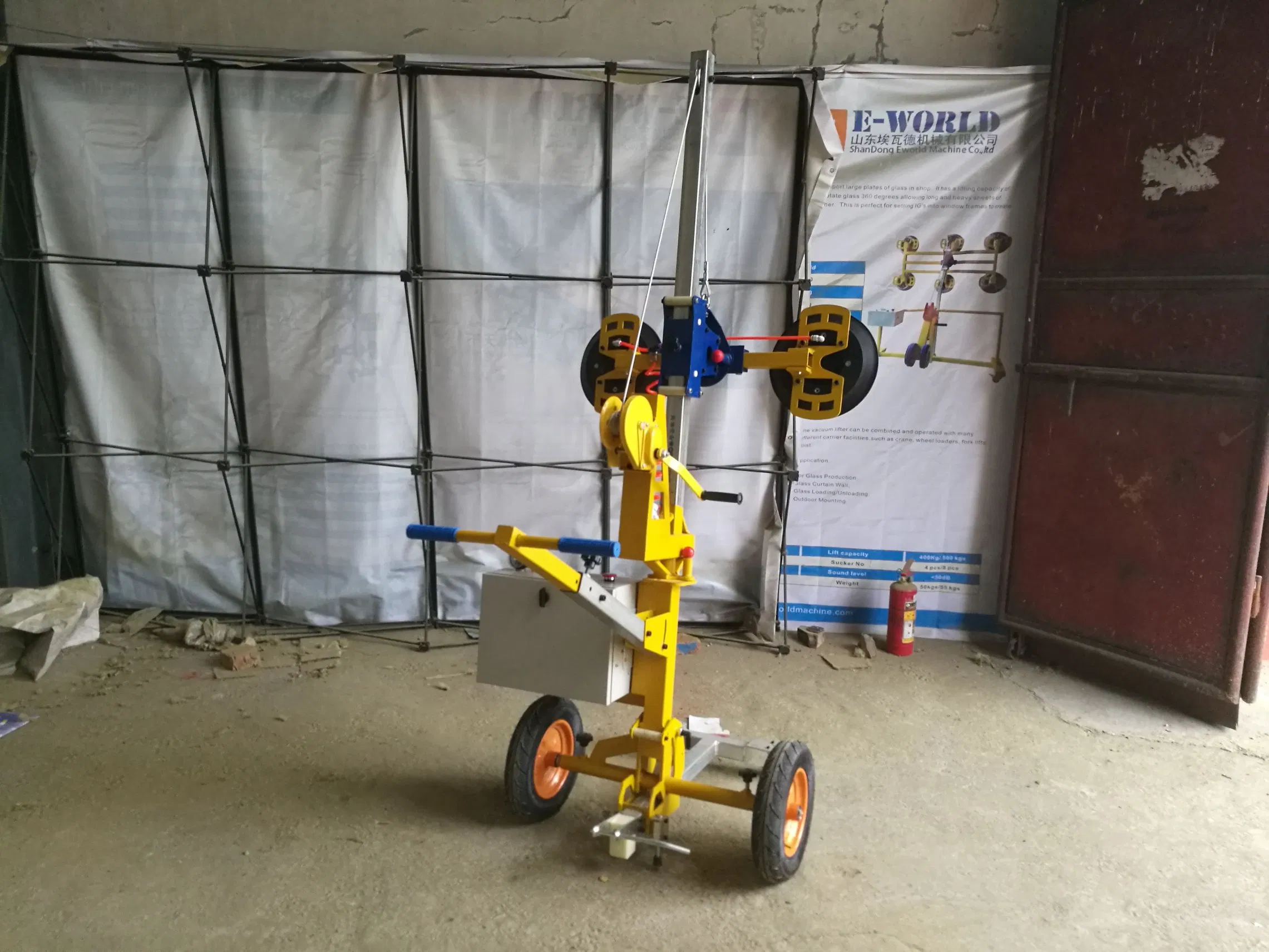 Economical Glass Handling Device with 12" Suction Cups Pb200