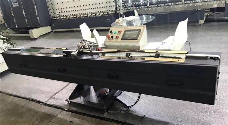 Djt05 CNC Coating Machinery Automatic Butyl Extruder Machine