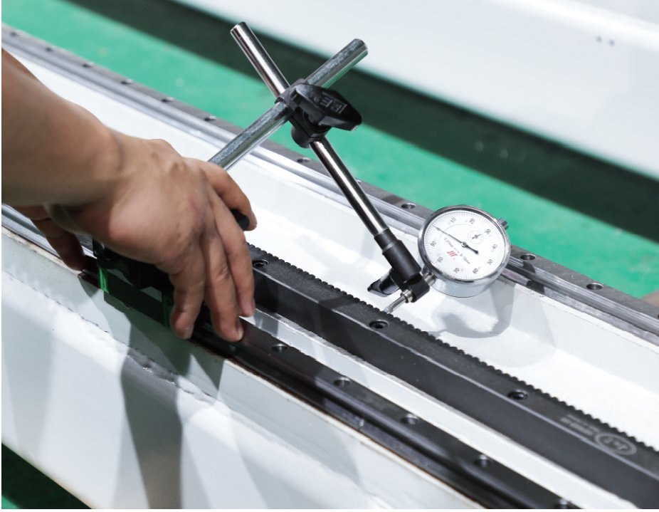 Singip Glass Four-Sides Edging Machine with 12 Grinding Heads