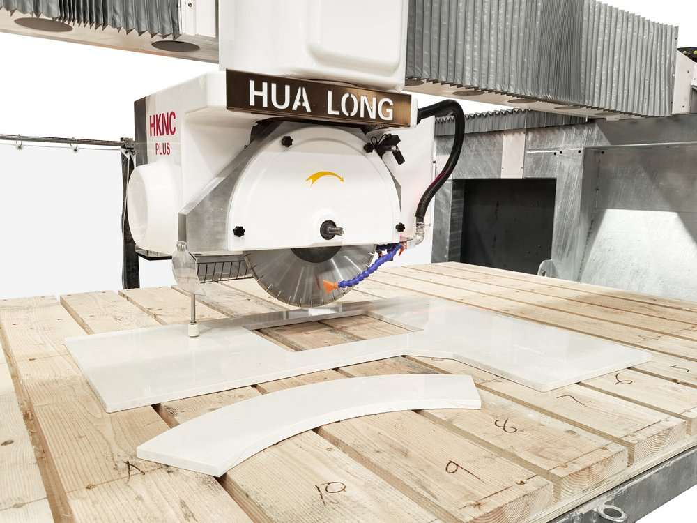 2026 Hualong Machinery Hknc-500 Plus Waterjet Marble CNC 5+1 Axis Bridge Saw Automatic Stone Cutting Machine
