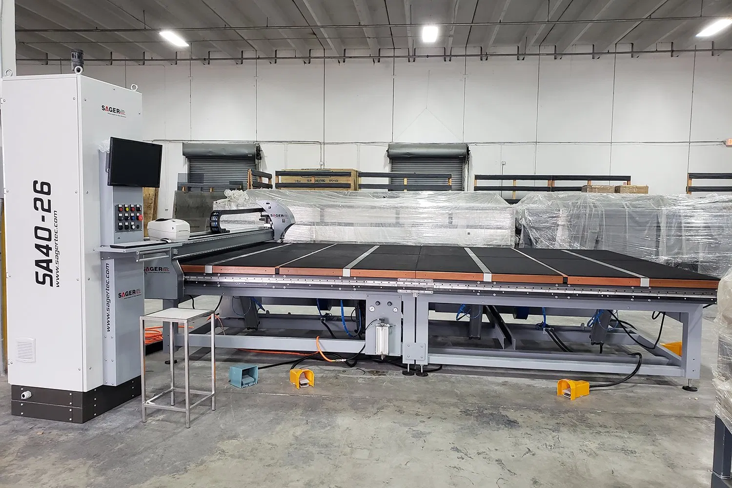 Automatic Laminated Glass Cutting Line EVA Laminated Glass Cutting Machine