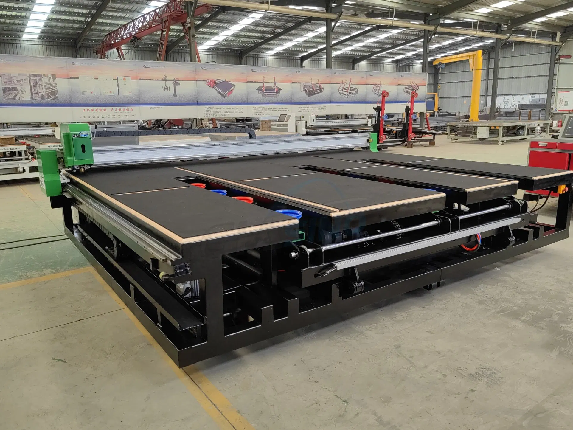 Hot Sale 2440X3660mm CNC Automatic Glass Cutting Machine with Transfer Belt and Breaking Table