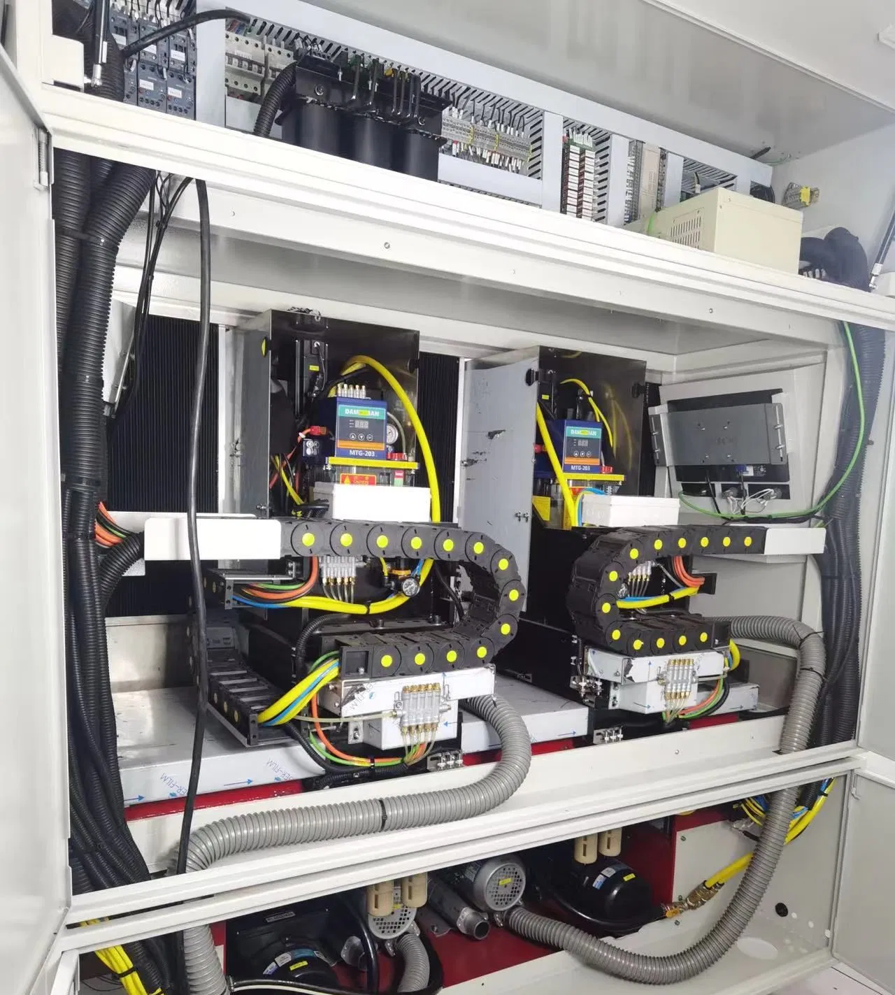 Sanken CNC Glass 4 Corner Cutting Edging Polishing Machine Glass Corner Polisher