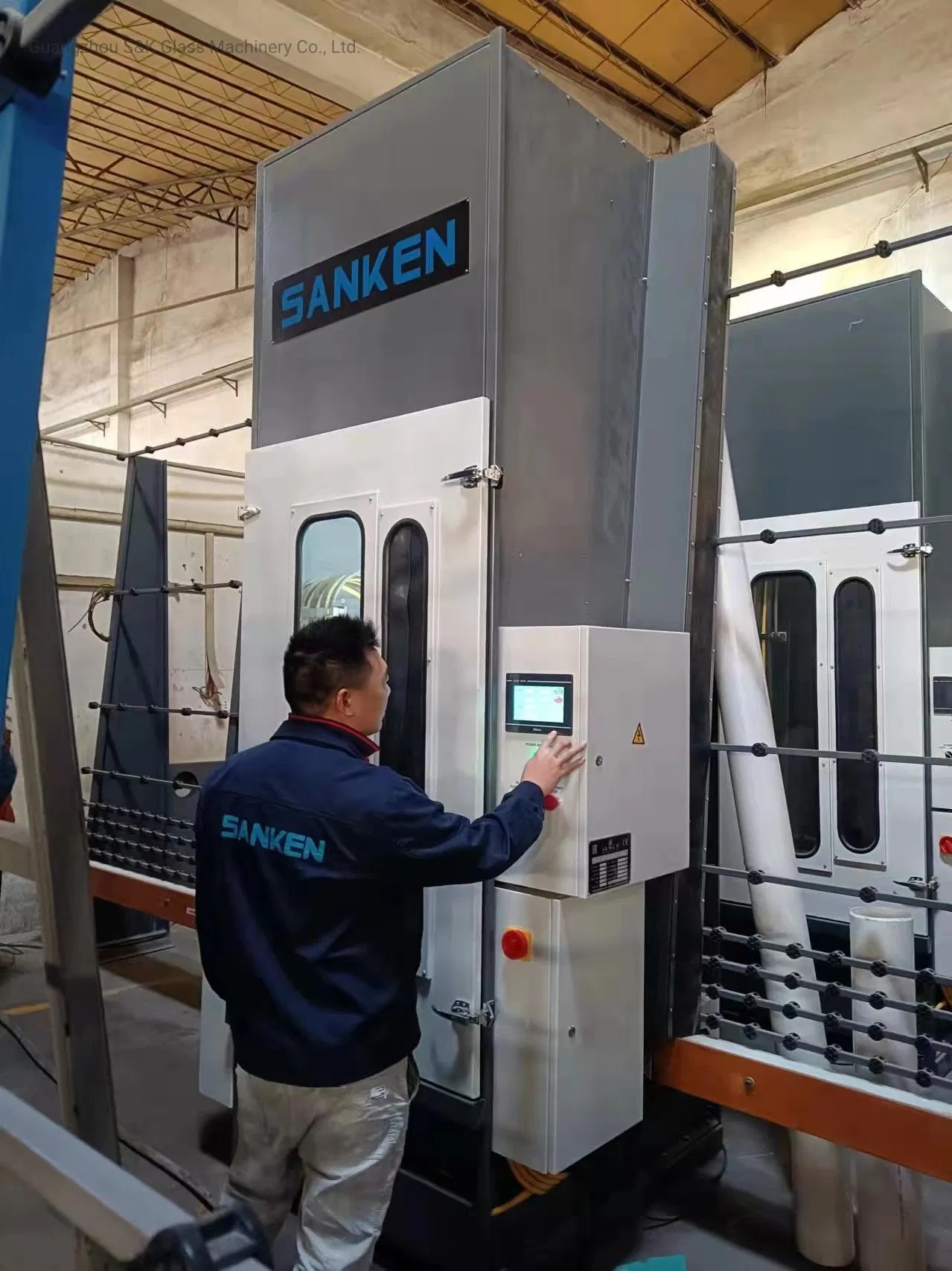 Sanken Vertical Glass Sand Blasting Machine for Mirror Toughened Glass Plant