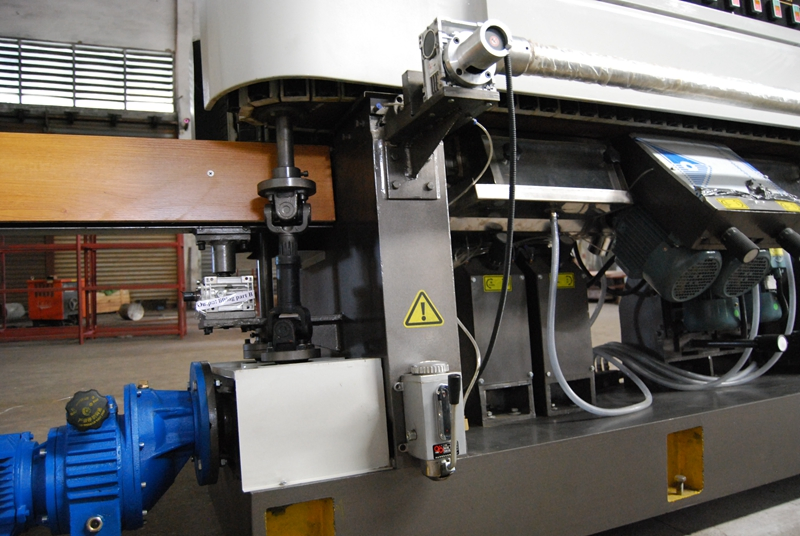 Efficient Flat Bottom Sharp Edges Straight Line Polish Glass Edging Machine